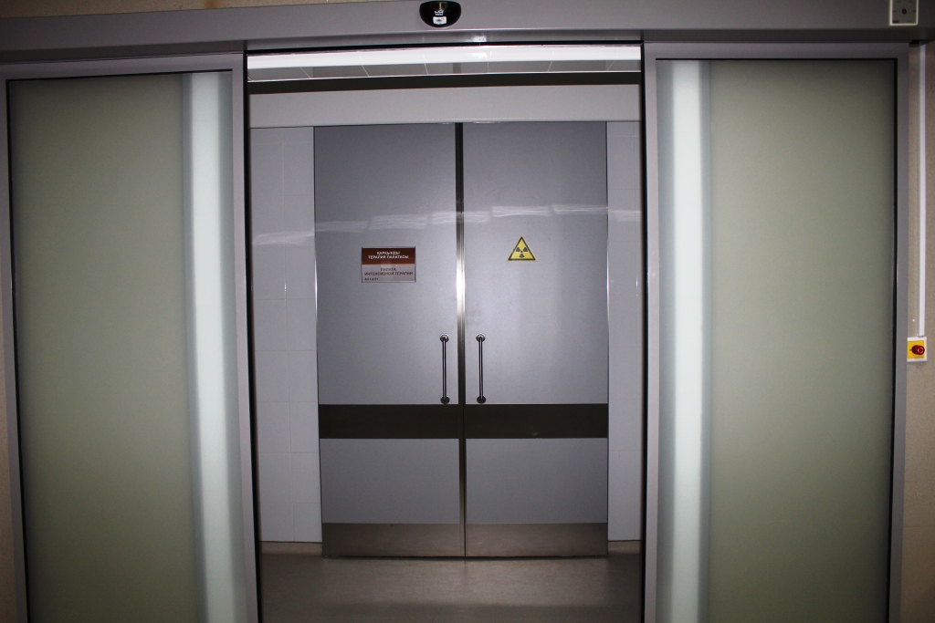 X Ray Protection Folding Doors Uab, Stb Sliding Glass Door Handle